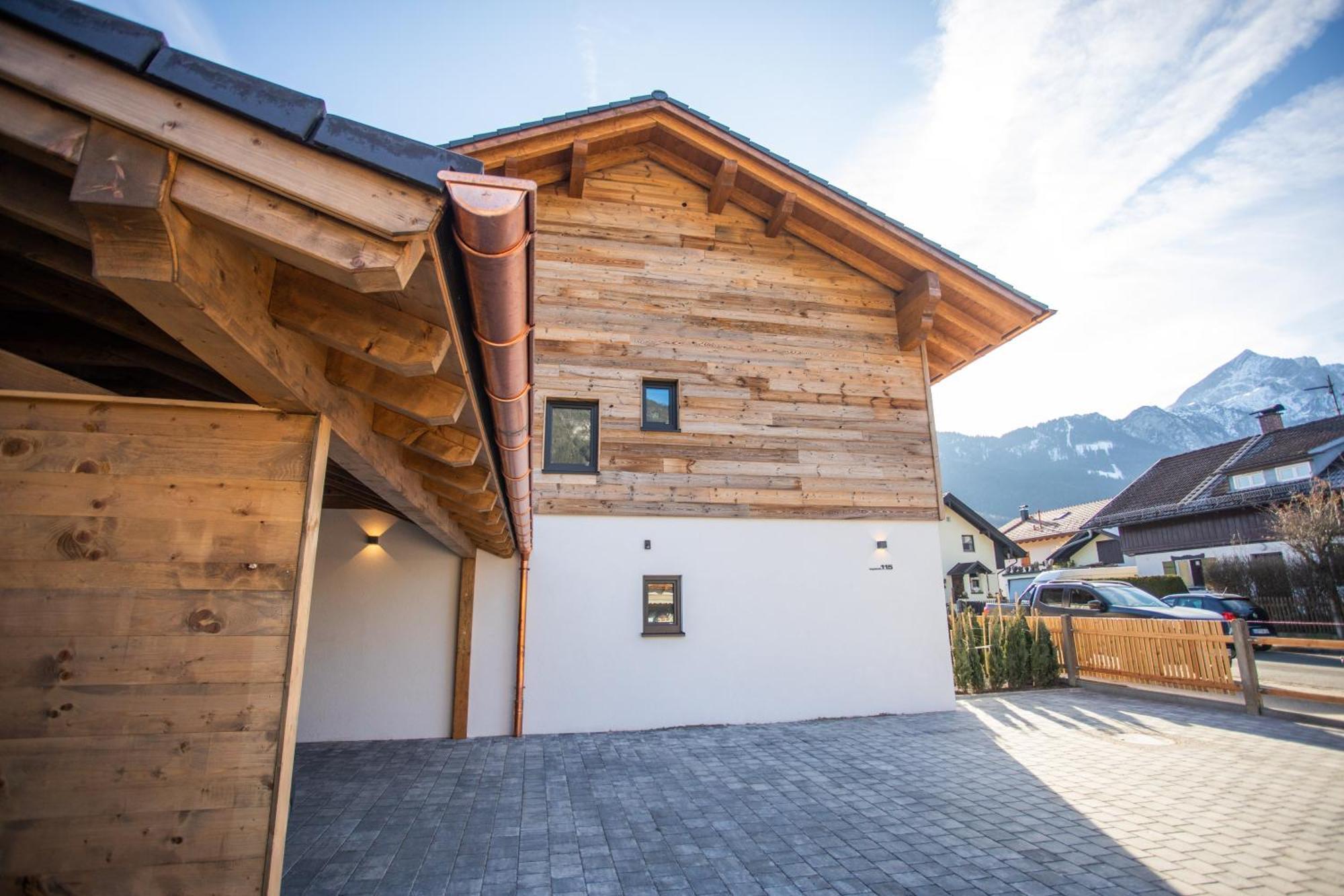 Chalet Alpi Apartment Garmisch-Partenkirchen Bagian luar foto